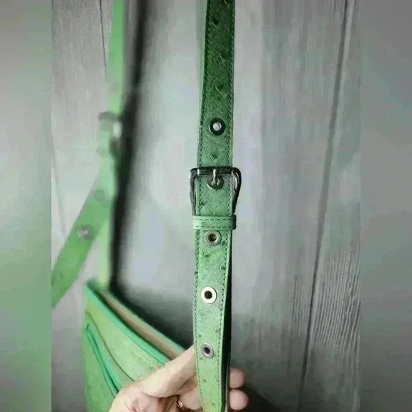 DONALD J PlLINER green faux ostrach skin design crossbody adjustable straps. - Picture 7 of 10